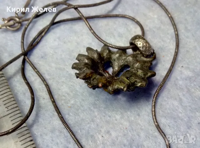 СТАР СКЪПОЦЕНЕН ПОСРЕБРЕН МЕДЕН МЕДАЛЬОН с НАТУРАЛЕН ГРАНАТ и СРЕБЪРНО КОЛИЕ СРЕБРО 925 ITALY 49773, снимка 11 - Антикварни и старинни предмети - 49886270