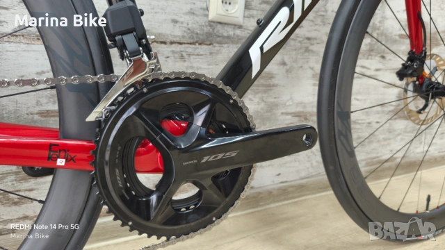 НОВ карбонов шосеен велосипед Ridley Fenix SLiC Disc Shimano 105 Di2 Novatec Tubeless | M, снимка 2 - Велосипеди - 53945400