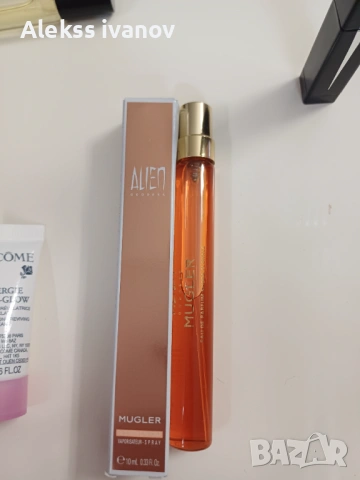 Маркова козметика Guerlain,Givenchy,Kiko Milano,Clarins,Victorias Secret, снимка 5 - Козметика за лице - 53076798