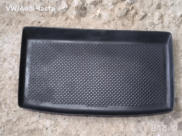 Гумена подложка централна конзола за Голф 5 VW Golf 5 1K0858167
