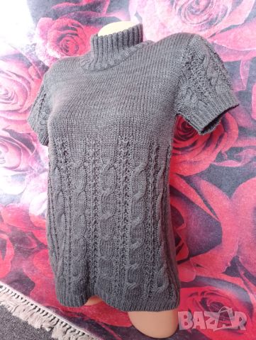 Сива дебела блуза с къс ръкав тип поло М , снимка 3 - Блузи с дълъг ръкав и пуловери - 46135586