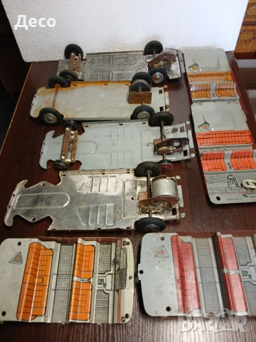 Стара полска играчка Фият 125,Полонез,части.