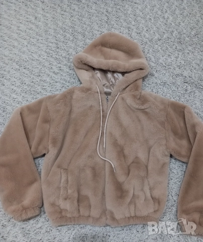 Дамско яке, снимка 2 - Палта, манта - 52539429