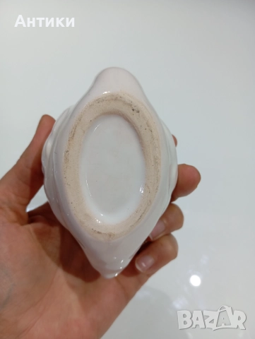 Порцеланов стар лебед, снимка 10 - Антикварни и старинни предмети - 52553813