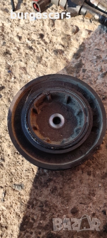 Демпферна шайба Opel Vivaro 1.9CDTI-101к.с. - 100лв, снимка 2 - Части - 52639910