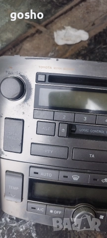 CD плеър с управление климатроник Toyota Avensis II 2003-2009, снимка 2 - Части - 54036177