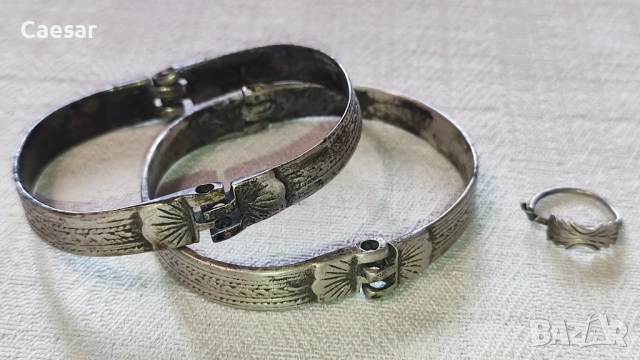 Комплект възрожденски стариннни сребърни гривни , снимка 4 - Антикварни и старинни предмети - 52084866