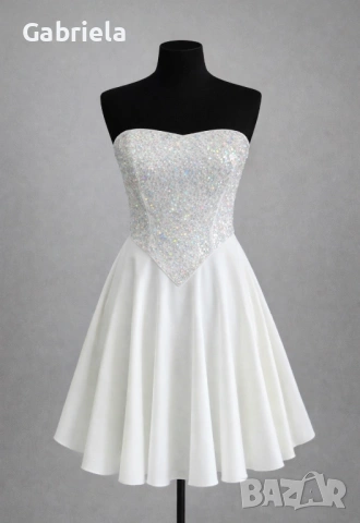 Рокля с 8000 камъни