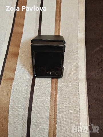 телефон motorola razz40 ultra , снимка 5 - Други - 54274904