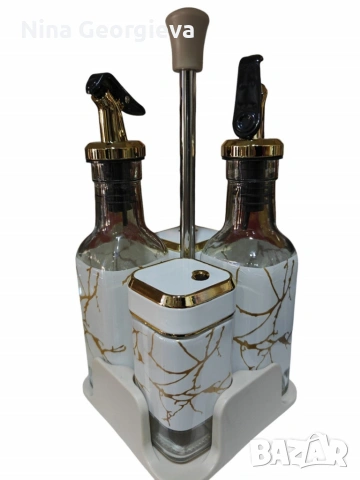 Луксозен въртящ се комплект с дозатори ,метална стойка, снимка 3 - Други - 53851353