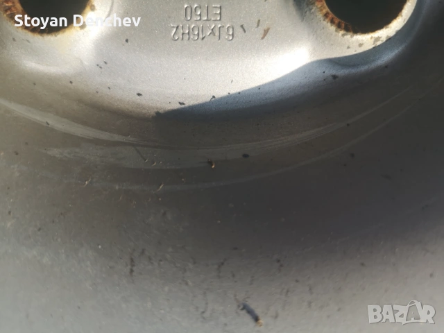Железни джанти 16 цола фолксваген в безупречно състояние без кривини и заварки!!! 