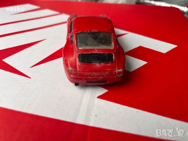 Италианско Бураго 1:43 Порше, снимка 4 - Колекции - 52866898