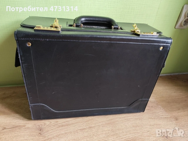 Куфар за бизнес 