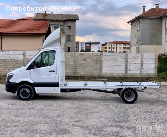 Mercedes-Benz Sprinter 4.30м. МЕЖДУОСИЕ* EURO 6* FACELIFT* ТОП СЪСТОЯНИЕ, снимка 4 - Камиони - 52281003