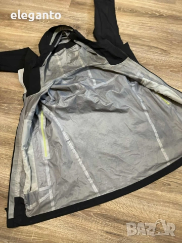 Висок клас мъжко яке The North Face  OROSHI GoreTex Hard Shell Pro Jacket , M размер , снимка 11 - Якета - 53273073