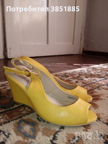 Дамски обувки на висок ток , снимка 3 - Дамски обувки на ток - 44938599
