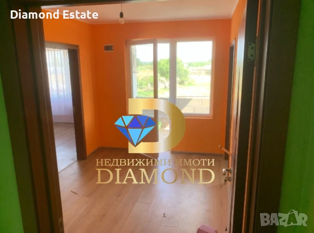 Двуетажна къща в село Градина общ. Първомай, снимка 10 - Къщи - 50778461