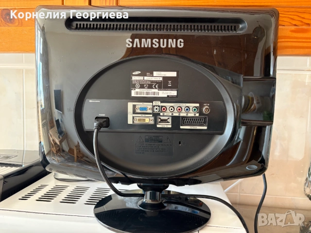 Монитор с TV тунер Samsung 20'', снимка 3 - Монитори - 54216489