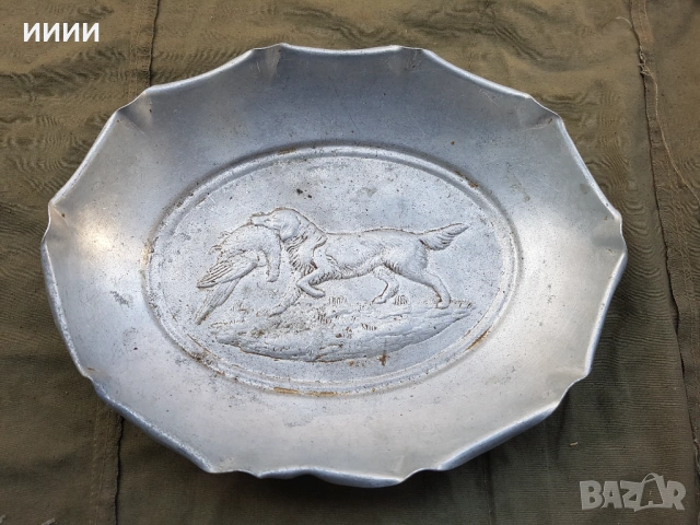 Ловен поднос фруктиера