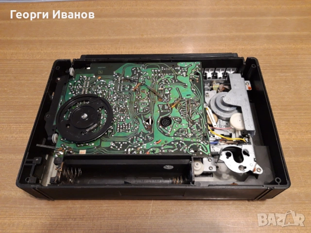 Продавам радиокасетофон Schaub Lorenz RC1500 за части, снимка 2 - Радиокасетофони, транзистори - 53697198