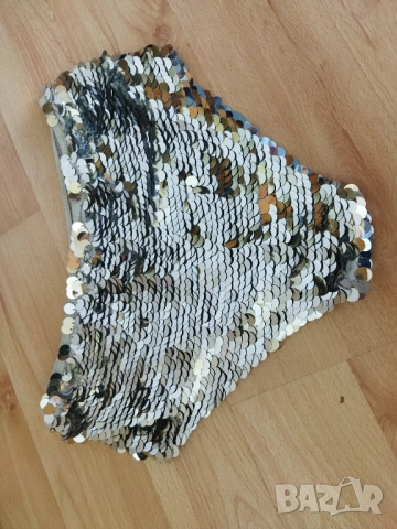 нови сребристи къси гащи с пайети , снимка 2 - Бельо - 53015511