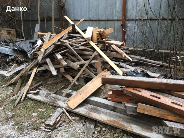 Продавам стар чамов материал за огрев