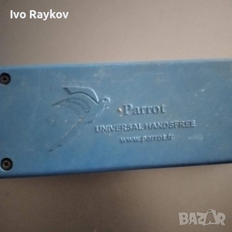 Bluetooth handsfree система за кола Parrot CK3000 Evolution, снимка 2 - Части - 46735541