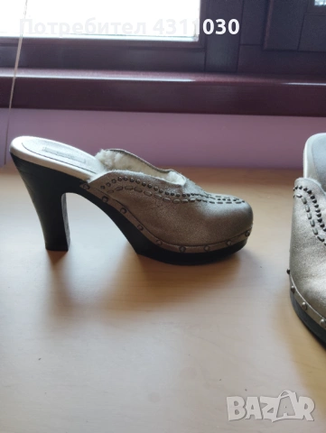 Нови златисти дамски чехли 40 номер, снимка 6 - Дамски обувки на ток - 53412850