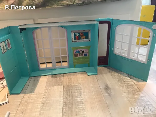 Сгъваема къща на Барби, Mattel 2007, снимка 3 - Кукли - 46910612