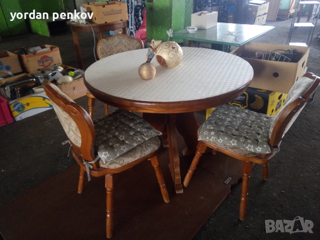 Маса плюс три стола, снимка 4 - Маси - 52387323