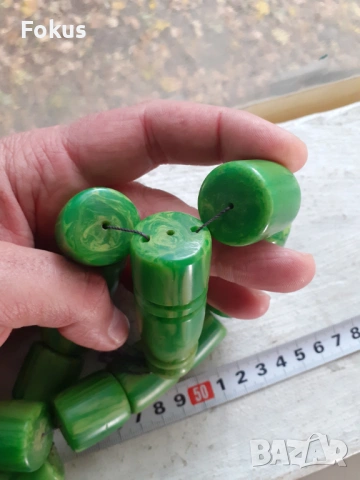 Огромна броеница от каталин 33 зърна + поп зелена с дамари, снимка 3 - Антикварни и старинни предмети - 53410029