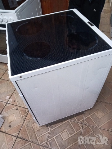 Свободно стояща печка с керамичен плот Voss с две години гаранция!, снимка 11 - Печки, фурни - 53568327