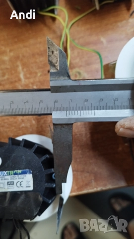 Лунички - лед лампи за таван illuxtron linea 75 HV 9W 300K, снимка 9 - Лед осветление - 52837845