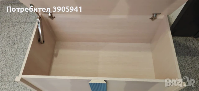 Продавам дървен скрин - ракла и подматрачна рамка, снимка 5 - Шкафове - 51244501