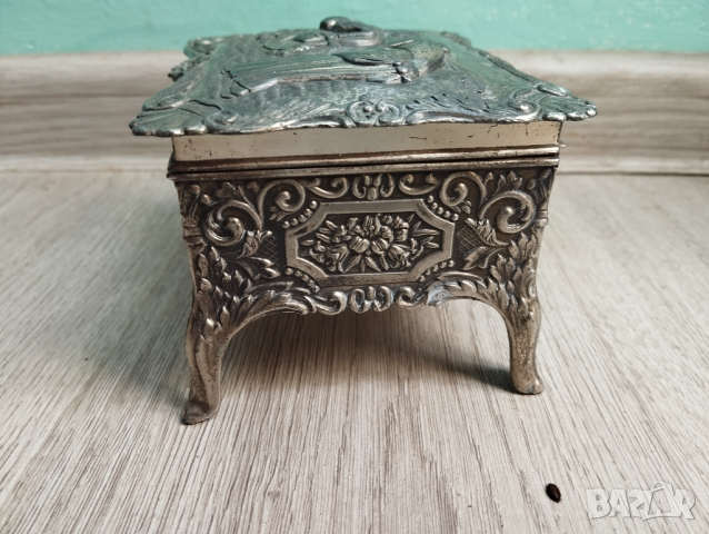 Посребрена барокова кутия за бижута, снимка 6 - Антикварни и старинни предмети - 45023800