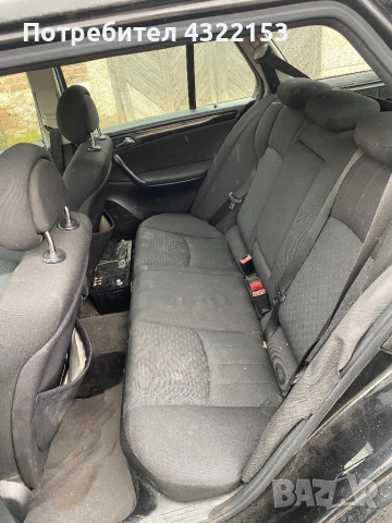 Продава се w203/ 2.2CDI 150kc OM646 2005.Г колата е фейс, на части колата е бракувана  , снимка 6 - Автомобили и джипове - 53964557