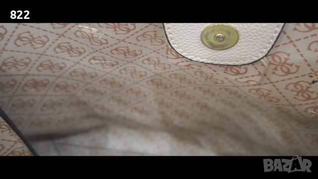 Ориинална "GUESS", снимка 6 - Чанти - 52910465