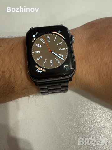 Apple Watch Nike+ Series 4 – 44mm | Отличен комплект + подаръци, снимка 8 - Друга електроника - 53223203