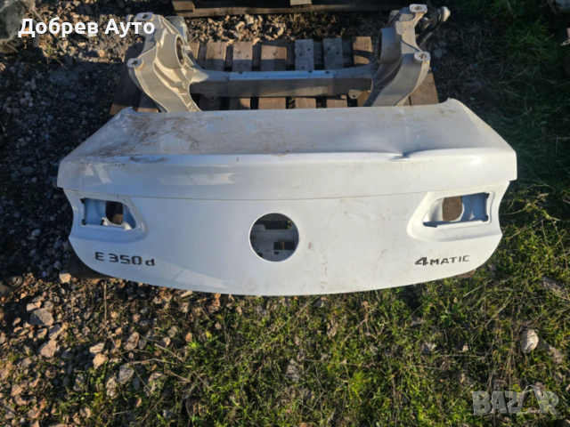 Заден капак за Mercedes E Class Coupe C238 с забележка!