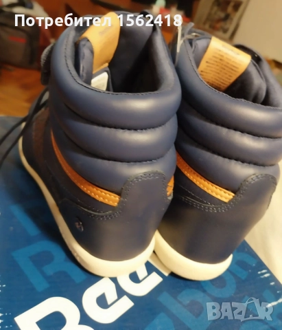 Дамски спортни боти Reebok НОВИ!, снимка 5 - Дамски боти - 52930827