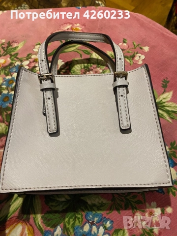 Чанта Guess, снимка 3 - Чанти - 51568719