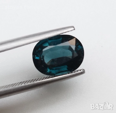 Класен шпинел в сюреалистичен цвят и тегло 1.90кт.! Сертификат! Нов!, снимка 5 - Пръстени - 47455944