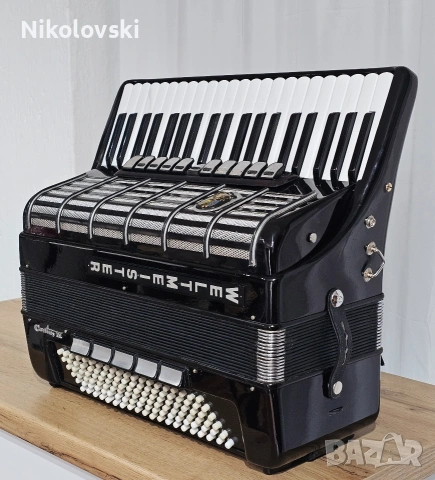 Акордеон Weltmeister Cantus IV, снимка 5 - Акордеони - 53807723