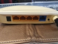 Рутер TP-Link TL-WR740N с адаптер и кабел.  В отлично техническо състояние, добър външен вид., снимка 4