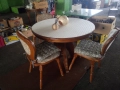 Маса плюс три стола, снимка 4