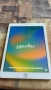 Apple iPad 9.7 5-то поколение A1822 (2017) с 32GB gold, снимка 1