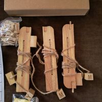 Чисто нова Дървена колажна рамка за картина Love-Kankei с 30 малки дървени щипки, снимка 2 - Други стоки за дома - 45195085