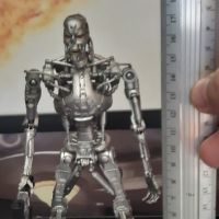 Terminator800 Exoskeleton 18 см-65 лв, снимка 4 - Колекции - 45875875