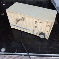 Стар радиоапарат , снимка 3 - Антикварни и старинни предмети - 45035206