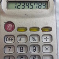 ретро елка калкулатор с соларно зареждане, снимка 1 - Антикварни и старинни предмети - 16064327